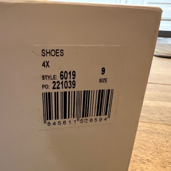 Cabi 9 Parker Wedge Sandal - Picture 7 of 9